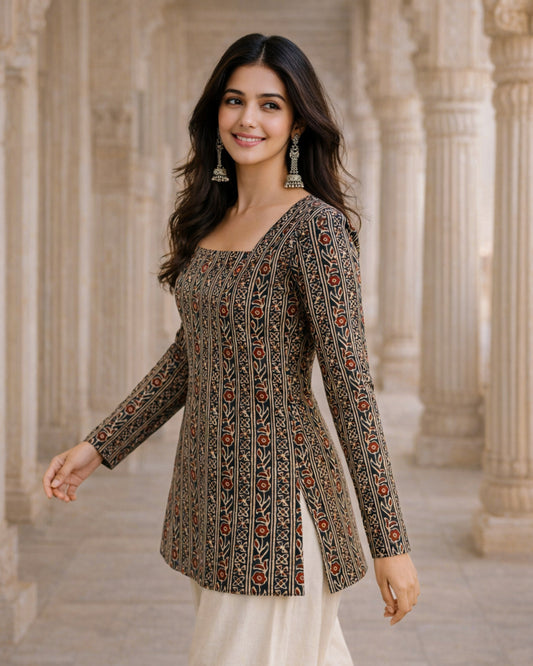 Kumkum Striped Corset Back Kurti