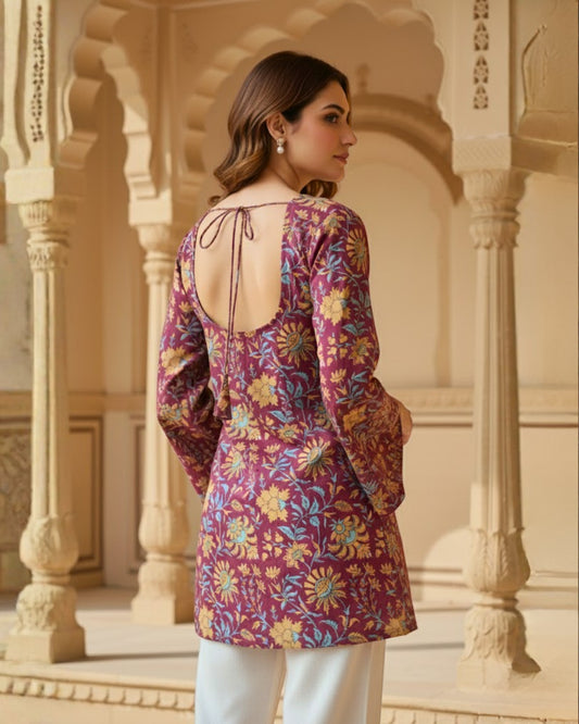 Nyra Floral Print Sleeved Kurti