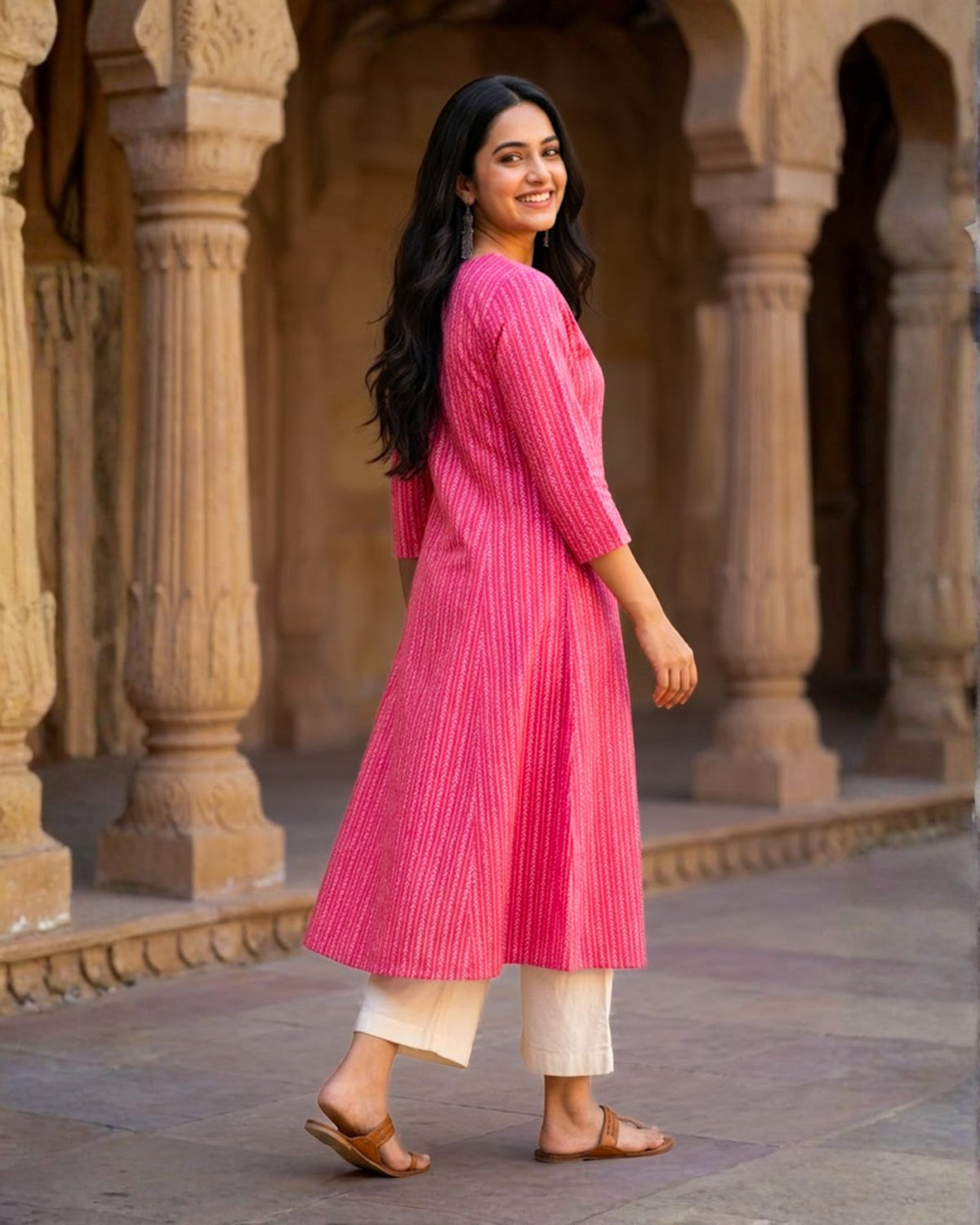 Raavya Red Printed Kurta