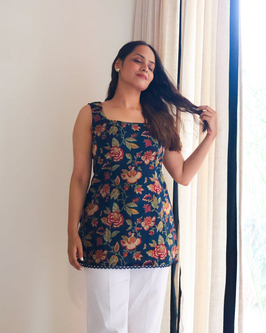 Paakhi Floral Cotton Short Kurti