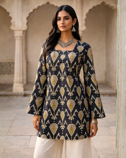 Vedika Ikat Sleeved short Kurti