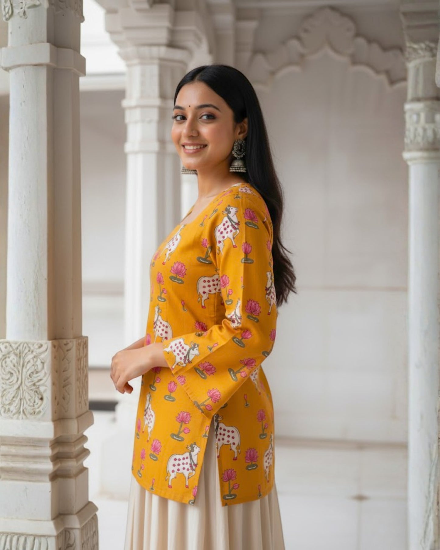 Siya Sleeved short Kurti