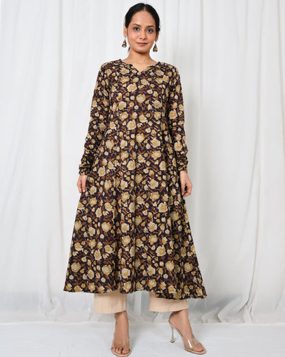 Zoya Dabu print Kali Kurta