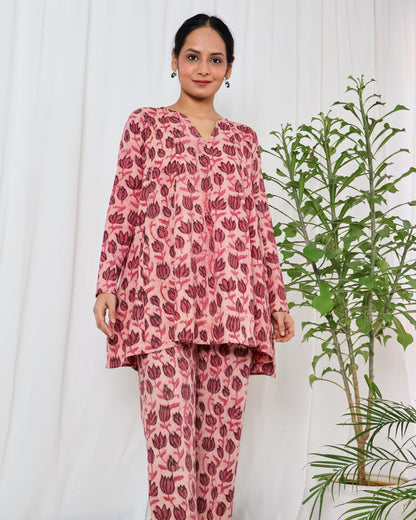 Ziva Ajrakh print Kurta Set