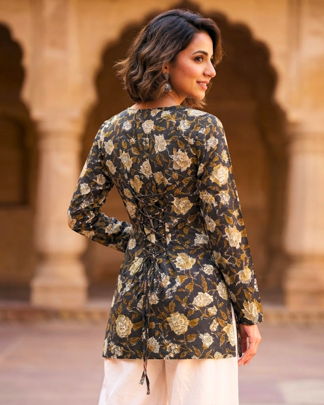 Zoya Dabu Print Corset Short Kurti