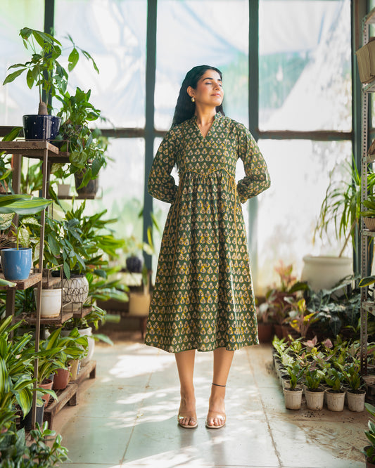 Meher Green Tie-up Fit and Flare A-line Midi Dress