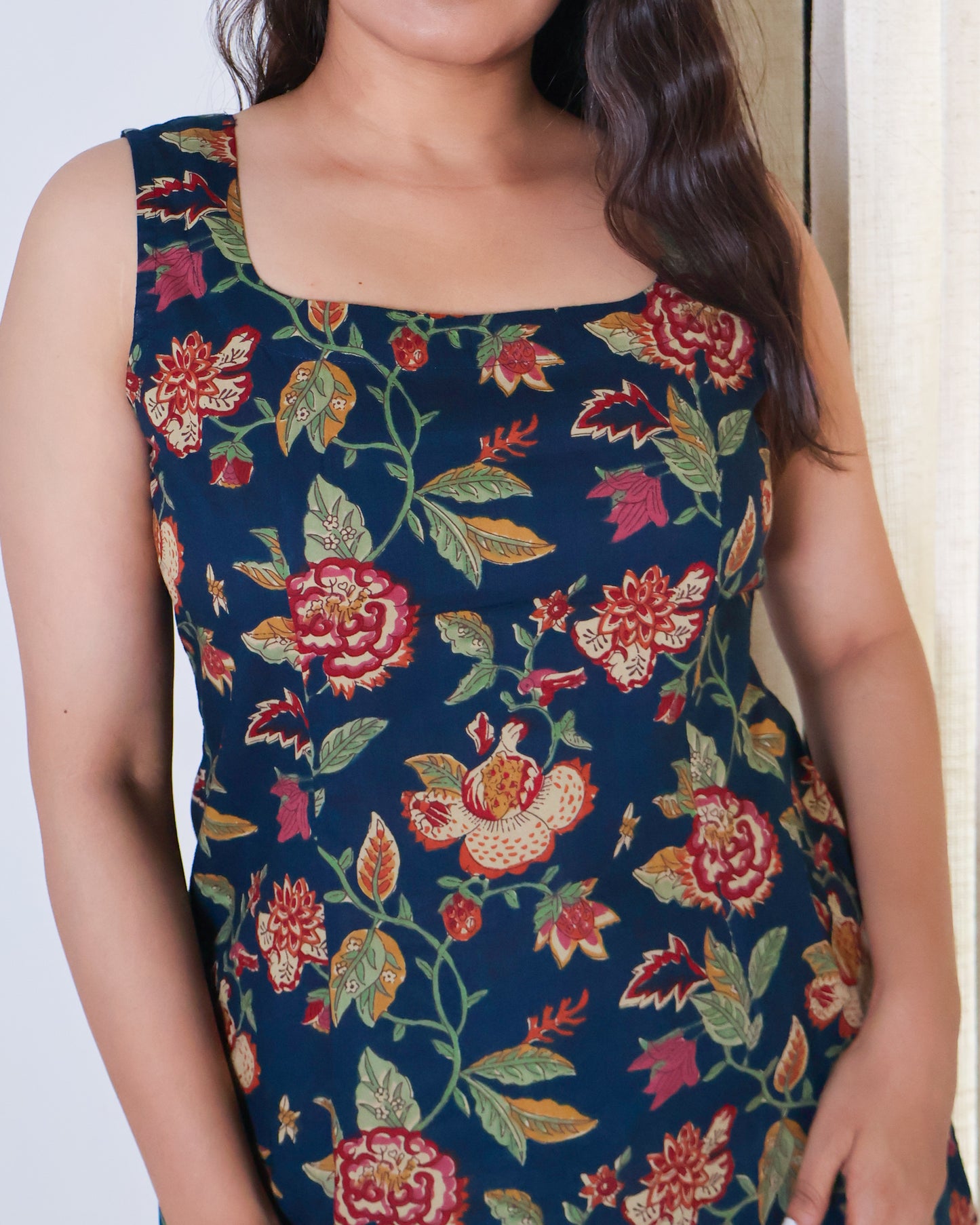 Paakhi Floral Cotton Short Kurti