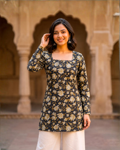Zoya Dabu Print Corset Short Kurti
