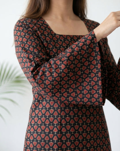 Ishani Sleeved Short Kurti