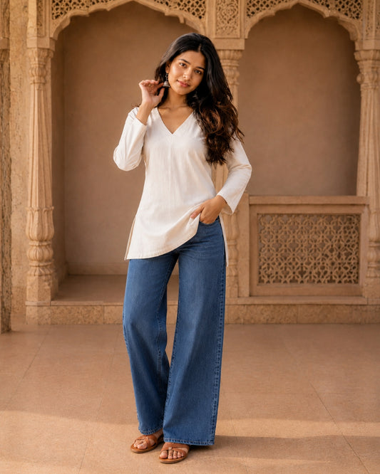 Saphed White Cotton Sleeved Short Kurti