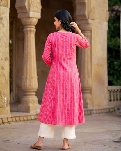Raavya Red Printed Kurta