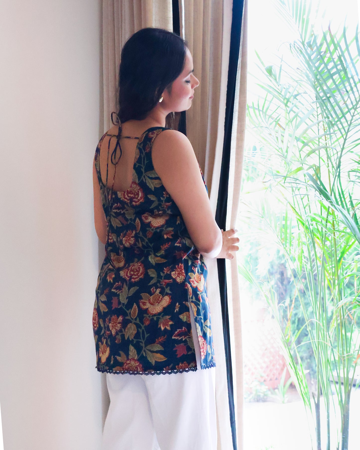 Paakhi Floral Cotton Short Kurti