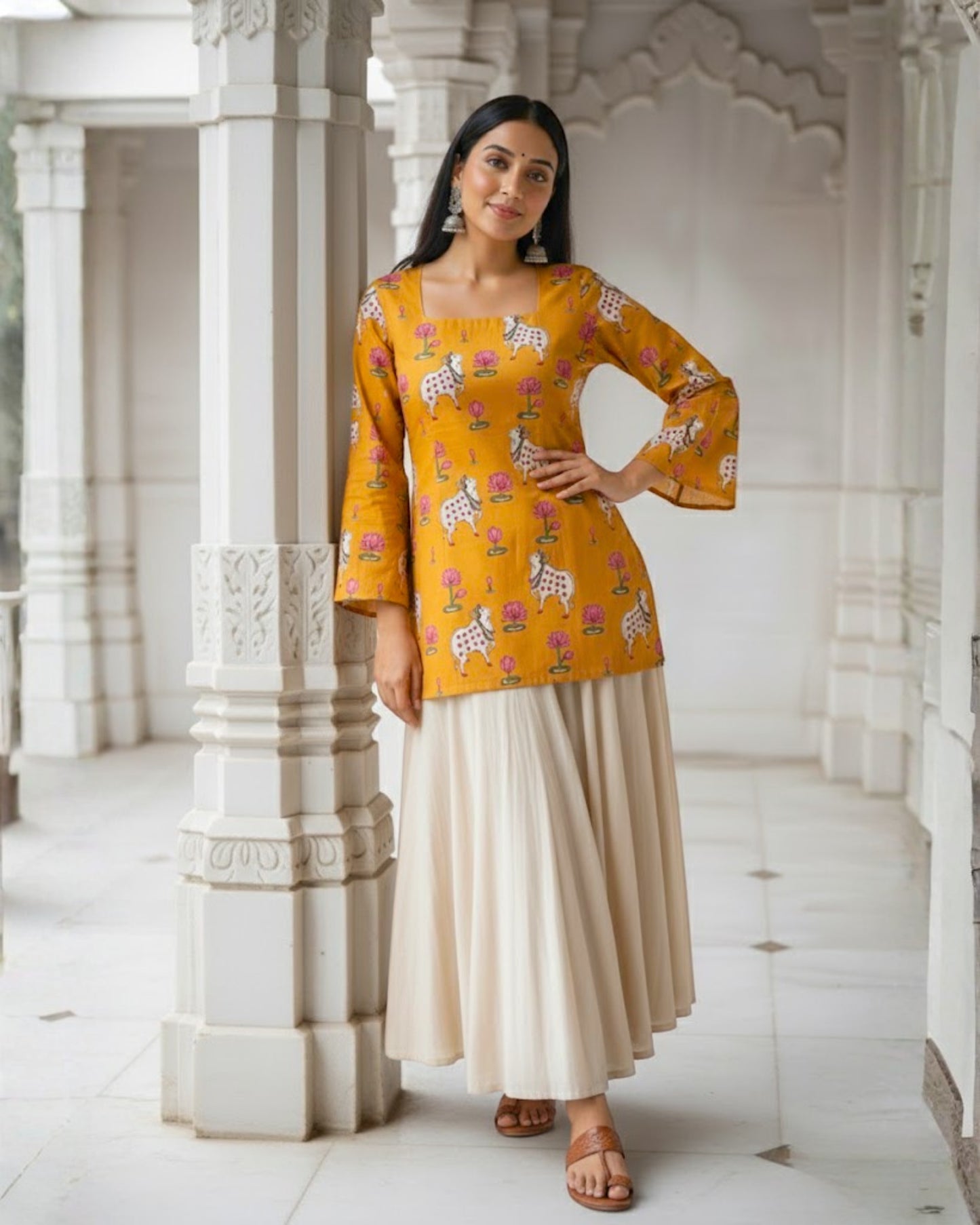 Siya Sleeved short Kurti