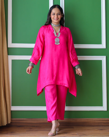 Meera Fuchsia Pink Short Kurta Set