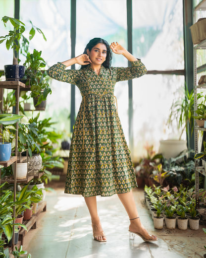 Meher Green Tie-up Fit and Flare A-line Midi Dress