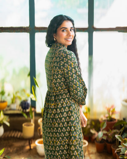 Meher Green Tie-up Fit and Flare A-line Midi Dress