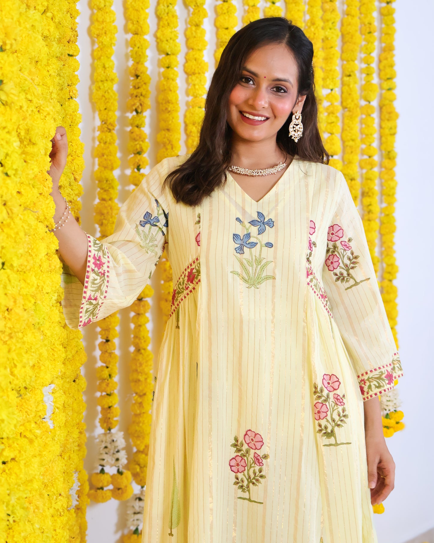 Chandramukhi Lemon Cotton Lurex Kurta Set